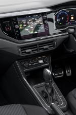 Volkswagen Polo R-Line 2017 года (UK)